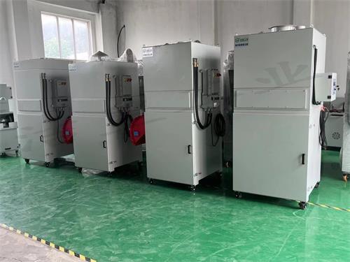 扬州客户定制的脉冲滤筒除尘器打包发货——乐虎lehu工业_乐虎lehu