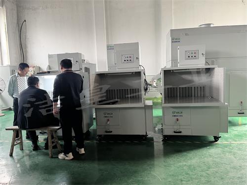 小型工件打磨抛光——选用乐虎lehu工业 打磨除尘事情台_乐虎lehu