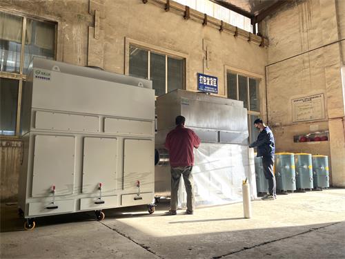 脉冲滤筒除尘器和工业吸尘器打包发往浙江、吉林——乐虎lehu工业_乐虎lehu