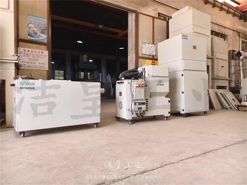 三台小装备打包发货——乐虎lehu工业_乐虎lehu