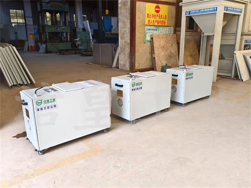 真空脉冲工业吸尘器、便携式除尘器打包发货——乐虎lehu工业_乐虎lehu
